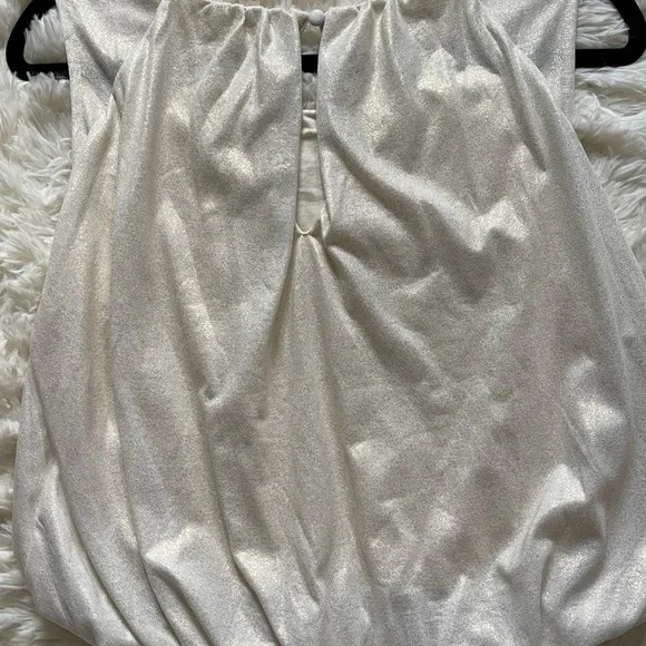 Anthropologie Shimmer Sleeveless Metallic Ivory Tank Top Bubble Hem Boho Small - Picture 7 of 10